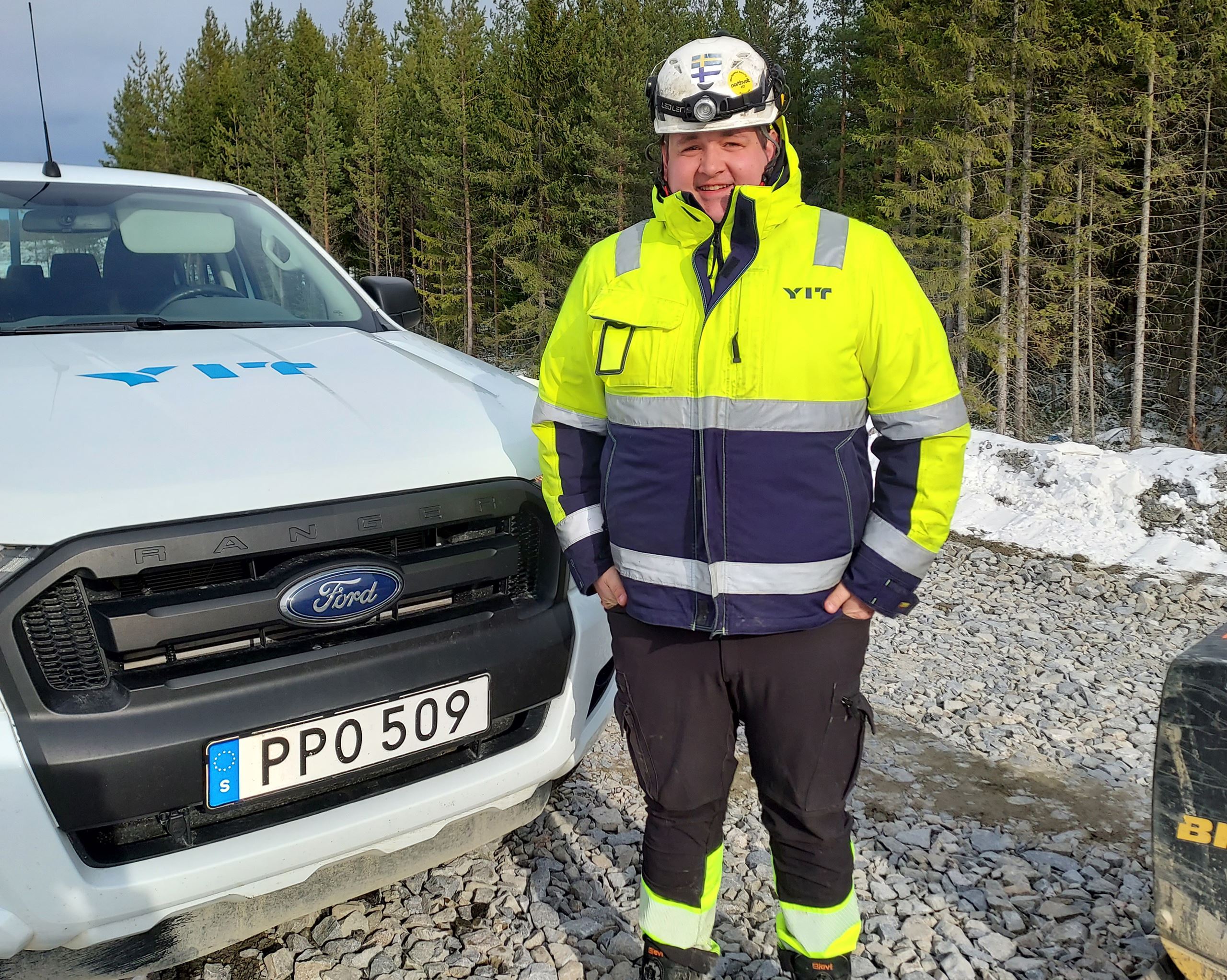 Byggnadsarbetare i vinterväder